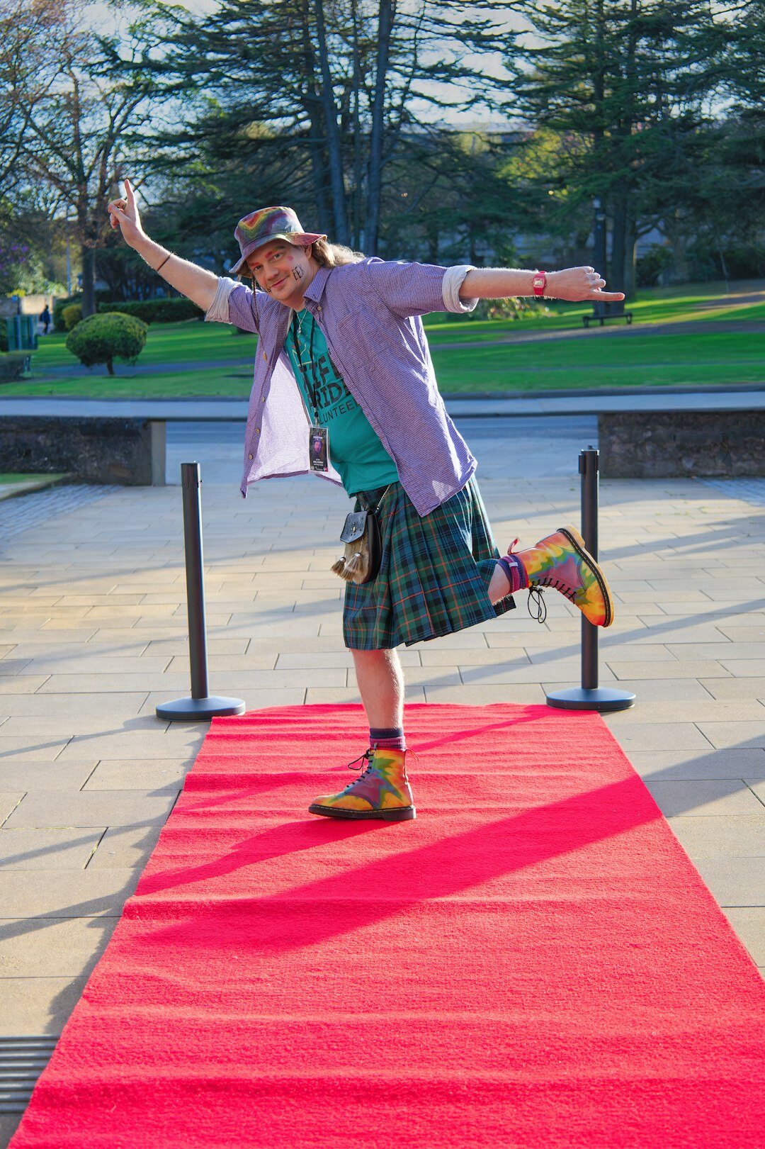 celebrity on red carpet